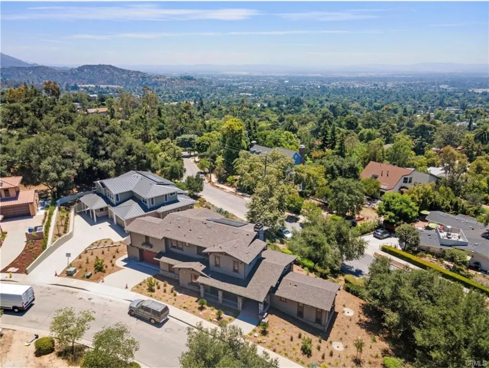 600 Baldwin Court Sierra Madre, CA 91024