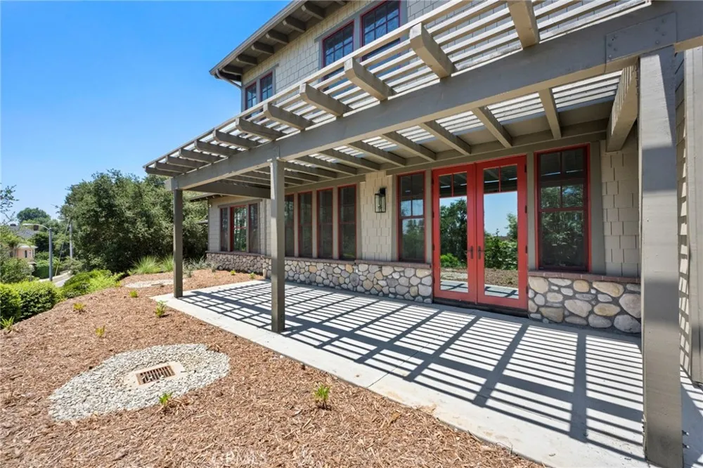 600 Baldwin Court Sierra Madre, CA 91024