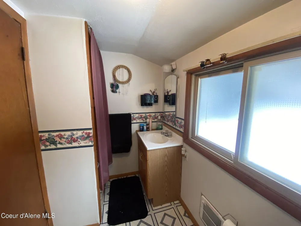 46 Park Circle Kellogg, ID 83837