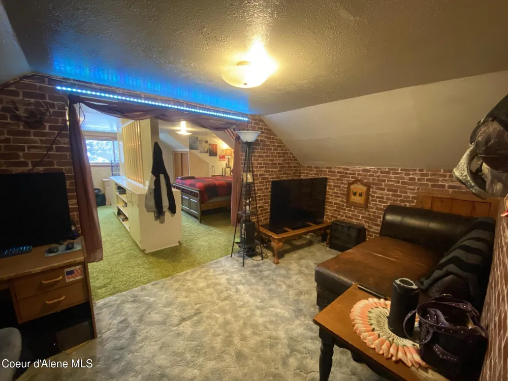 46 Park Circle Kellogg, ID 83837