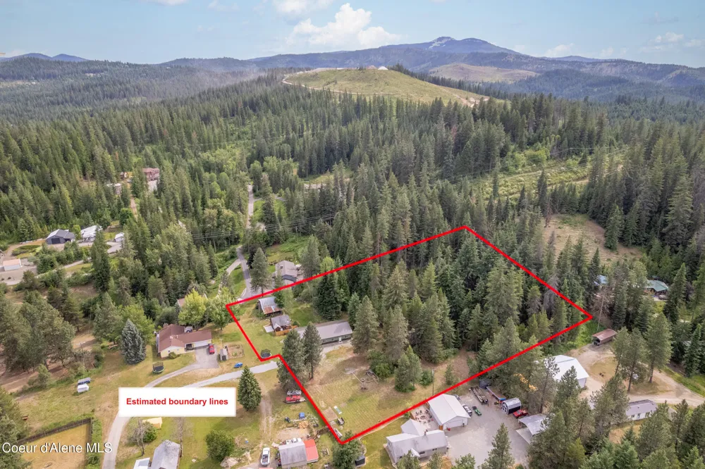140 Wright Road Kingston, ID 83839