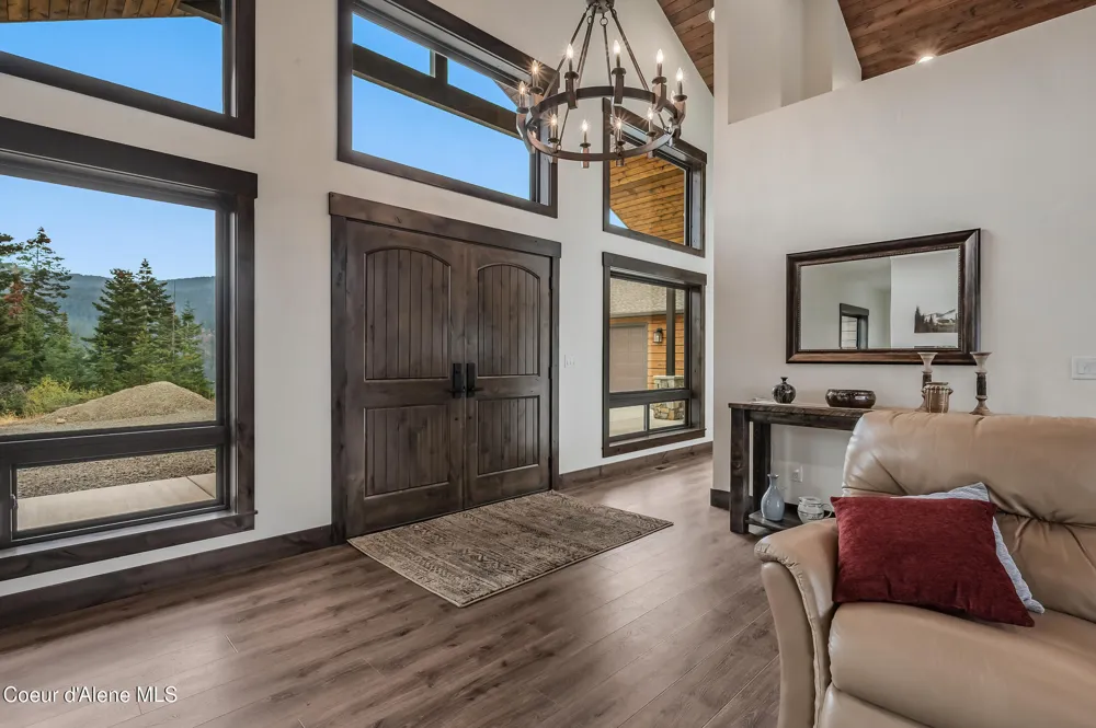 26706 S WILLOW CREEK ROAD Medimont, ID 83842