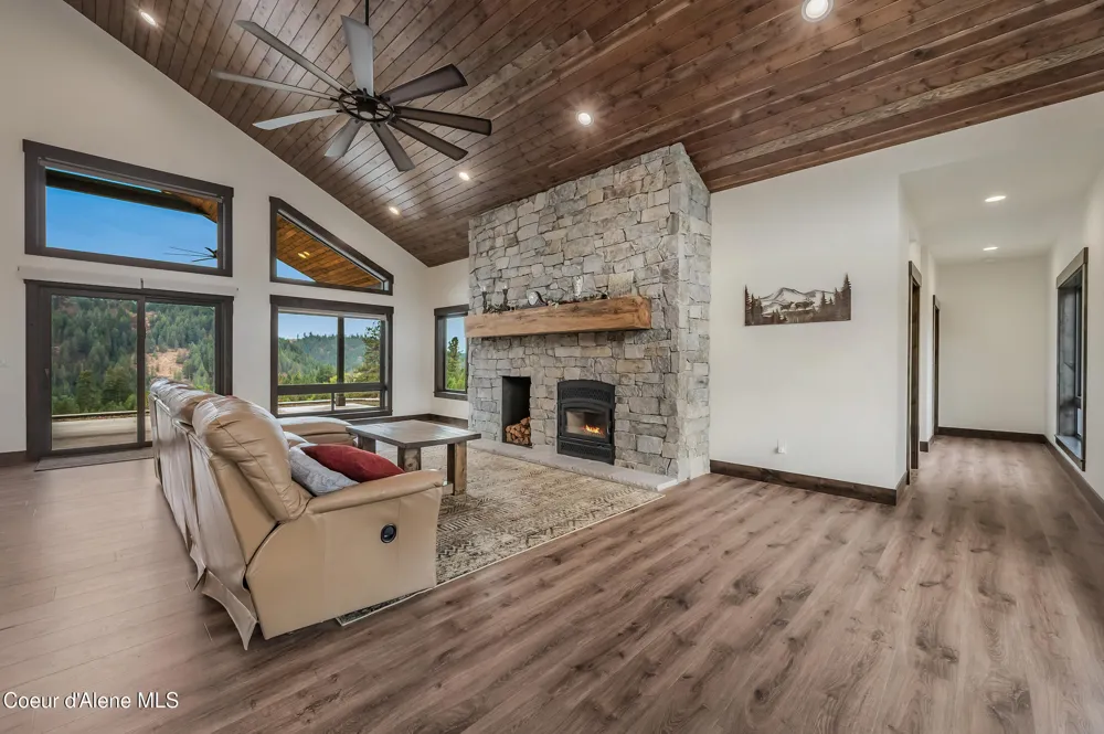 26706 S WILLOW CREEK ROAD Medimont, ID 83842