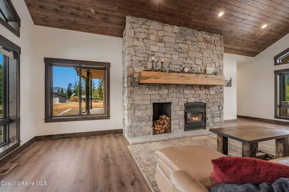 26706 S WILLOW CREEK ROAD Medimont, ID 83842