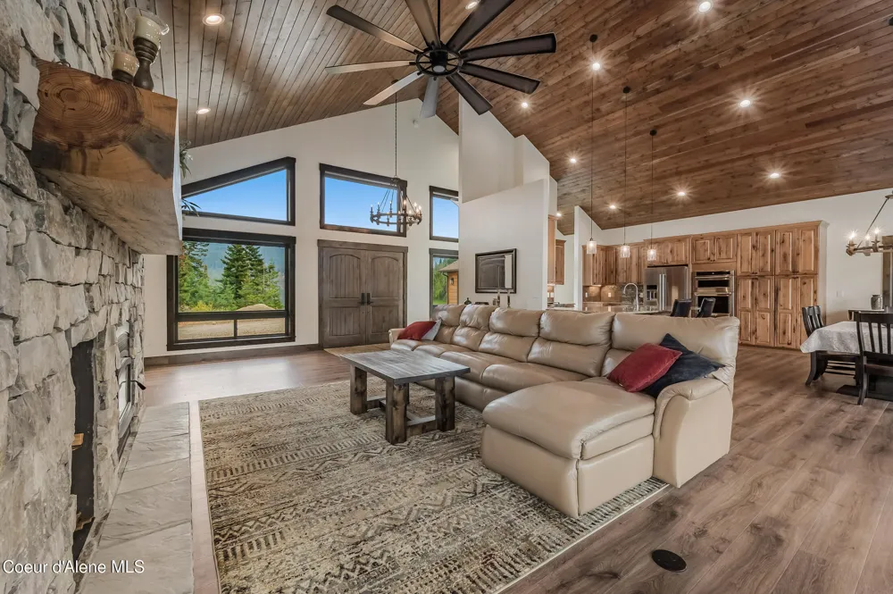 26706 S WILLOW CREEK ROAD Medimont, ID 83842