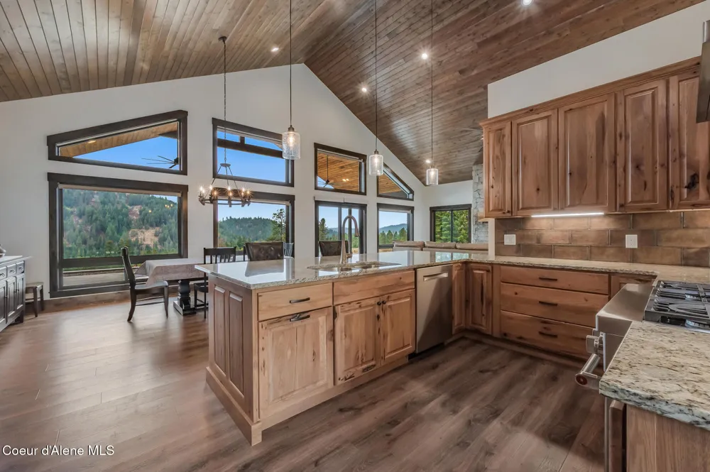 26706 S WILLOW CREEK ROAD Medimont, ID 83842