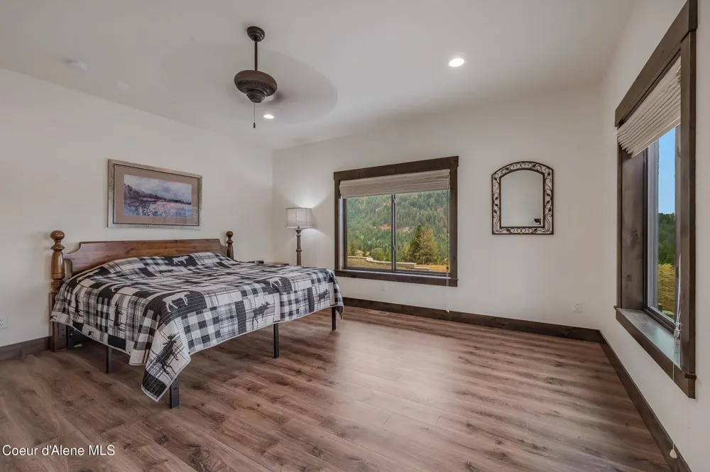 26706 S WILLOW CREEK ROAD Medimont, ID 83842