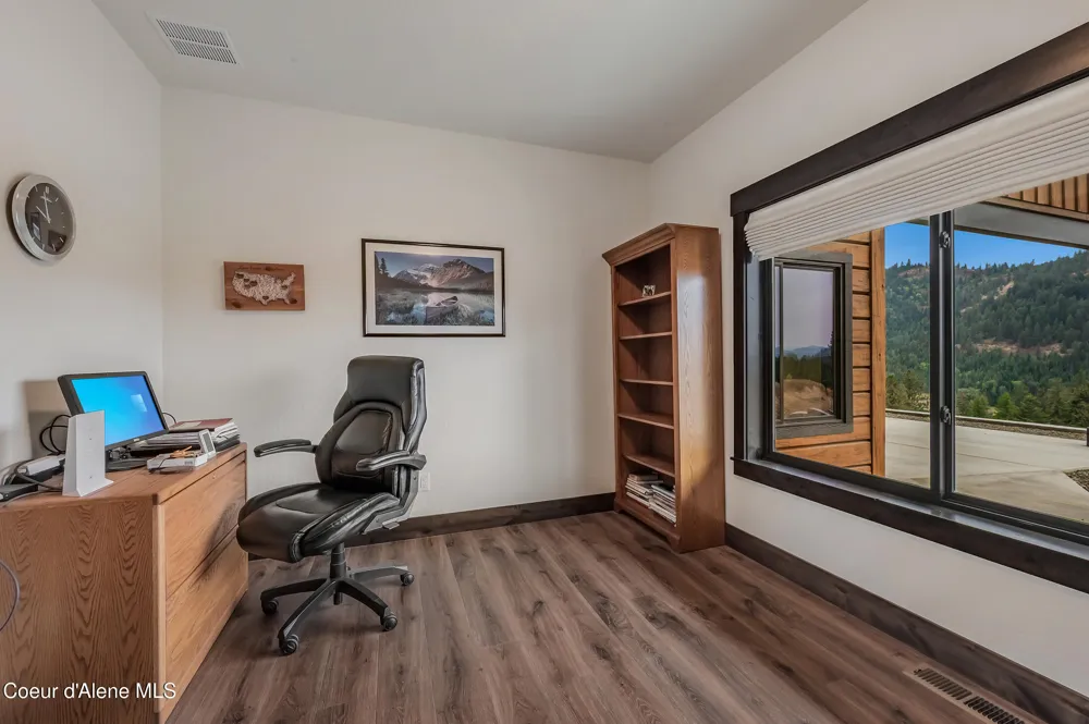 26706 S WILLOW CREEK ROAD Medimont, ID 83842