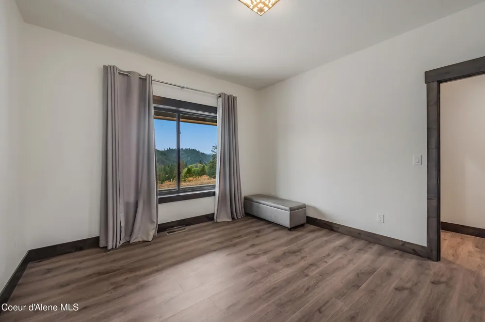 26706 S WILLOW CREEK ROAD Medimont, ID 83842