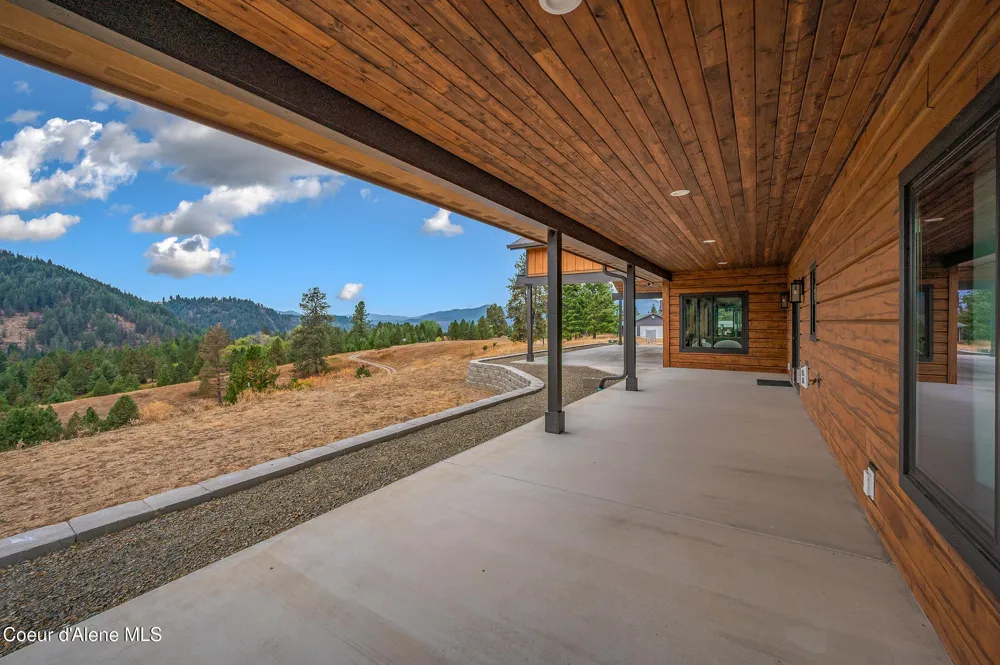 26706 S WILLOW CREEK ROAD Medimont, ID 83842