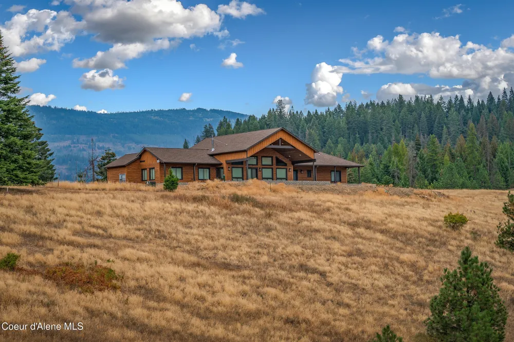 26706 S WILLOW CREEK ROAD Medimont, ID 83842