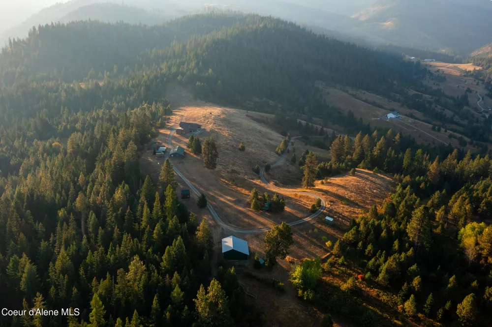 26706 S WILLOW CREEK ROAD Medimont, ID 83842
