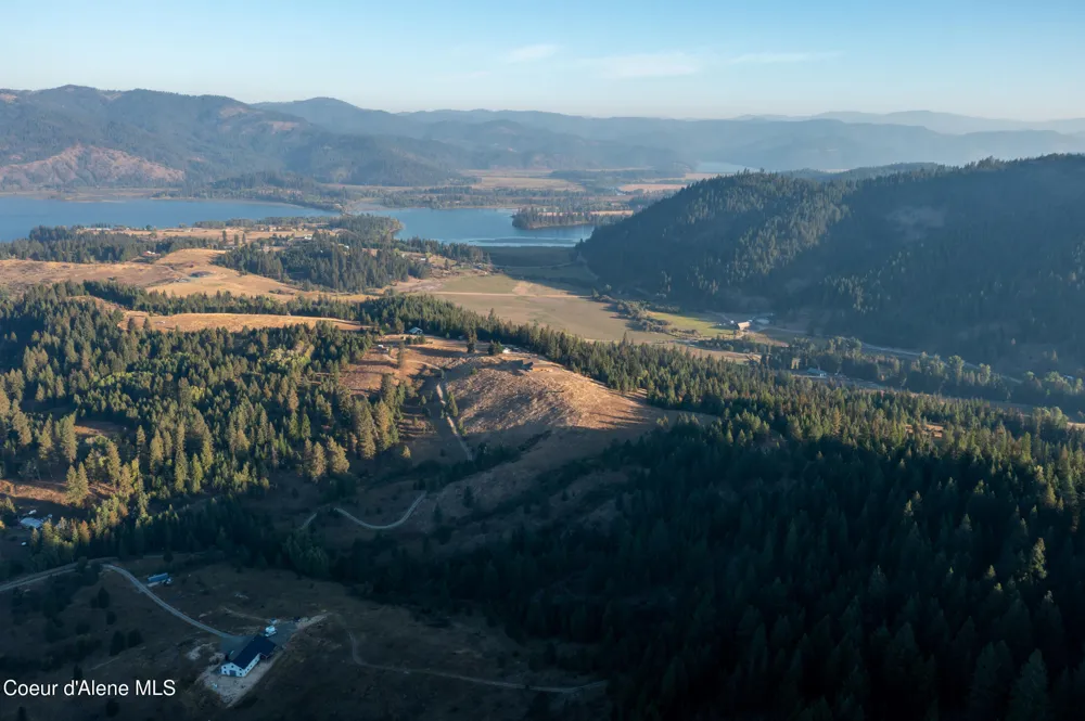 26706 S WILLOW CREEK ROAD Medimont, ID 83842