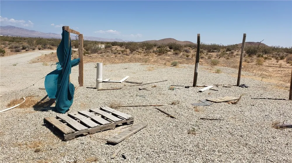 Reed Avenue Mojave, CA 93501