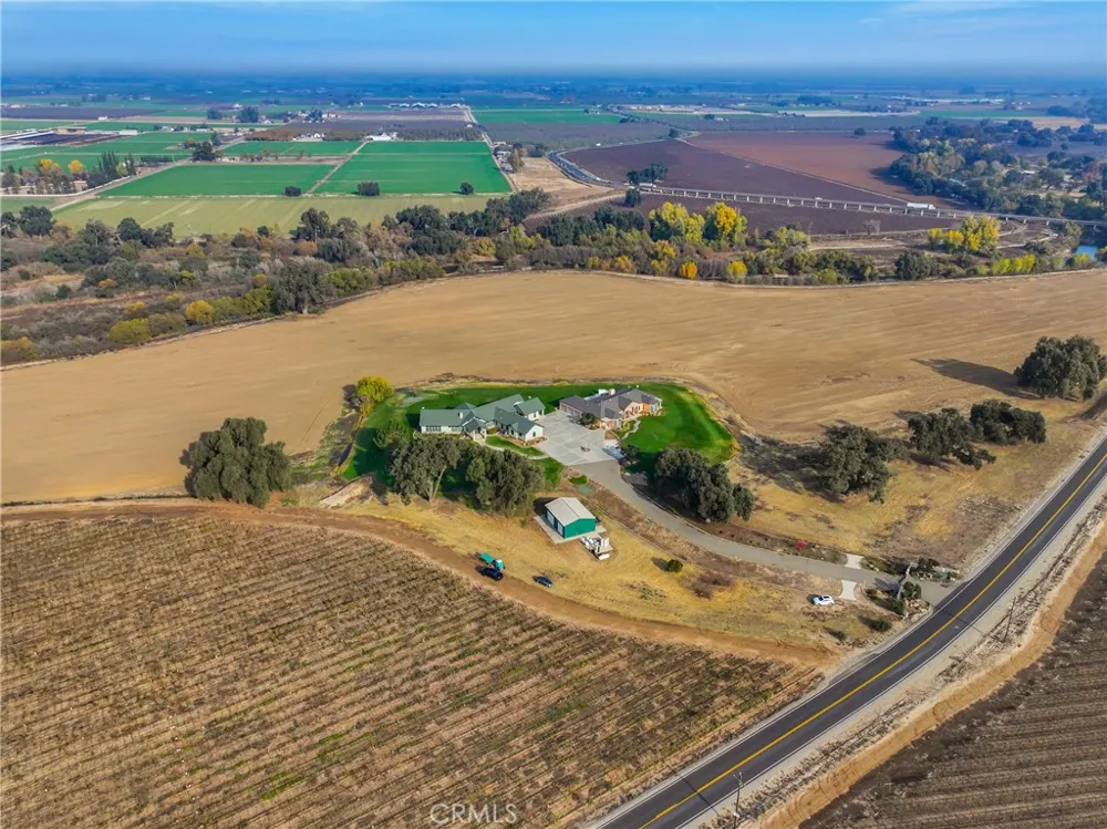 20170 River Road Stevinson, CA 95374