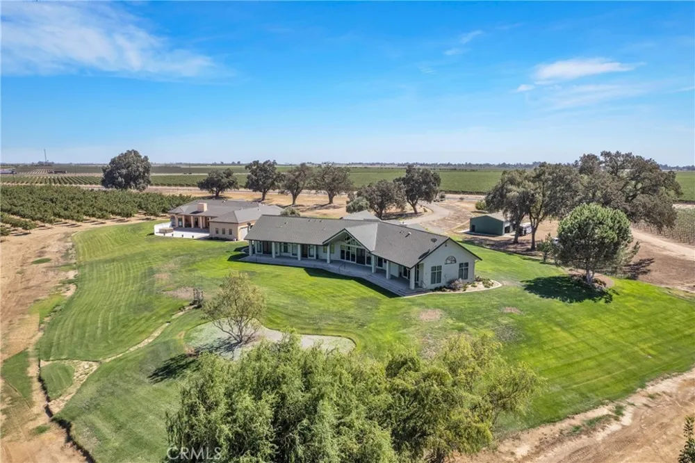 20170 River Road Stevinson, CA 95374