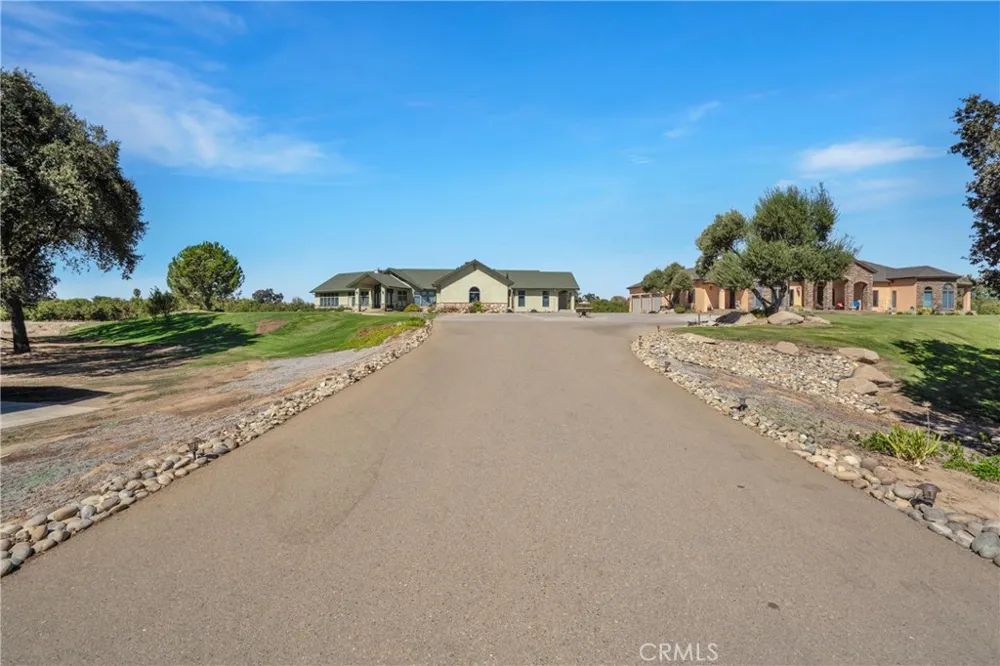 20170 River Road Stevinson, CA 95374