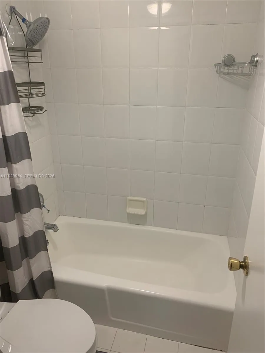100 Lincoln Rd #805 Miami Beach, FL 33139