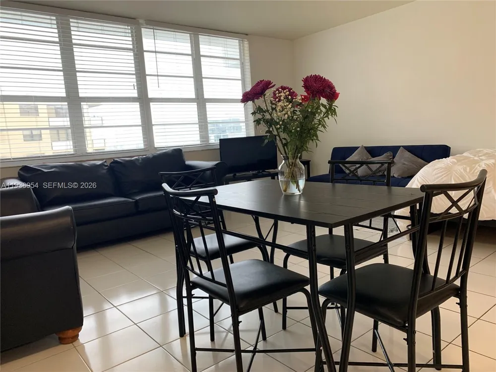 100 Lincoln Rd #805 Miami Beach, FL 33139