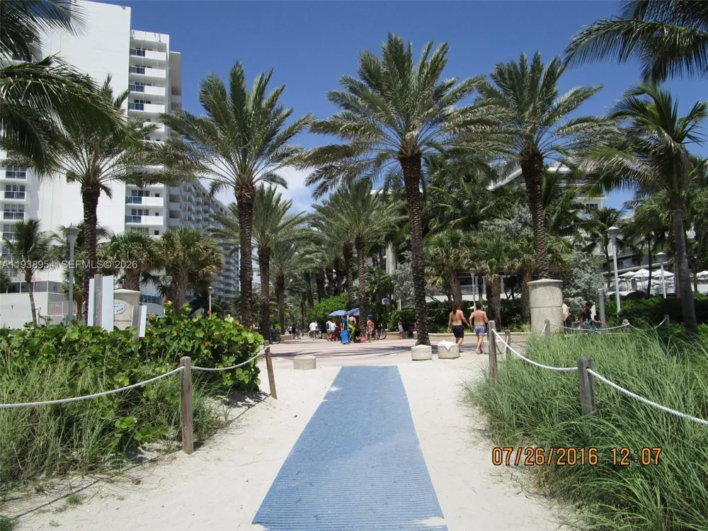 100 Lincoln Rd #805 Miami Beach, FL 33139