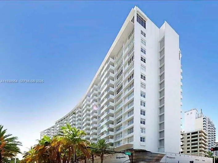 100 Lincoln Rd #805 Miami Beach, FL 33139