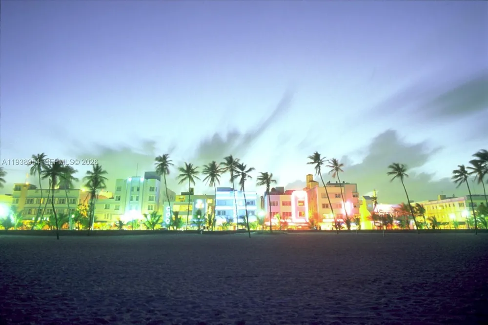 100 Lincoln Rd #805 Miami Beach, FL 33139