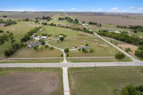 16351 Fm 1660