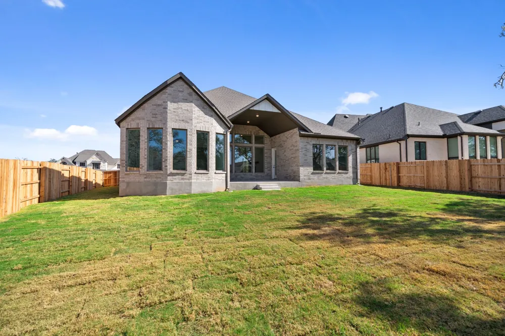 318 Wood Thrush Run Kyle, TX 78640