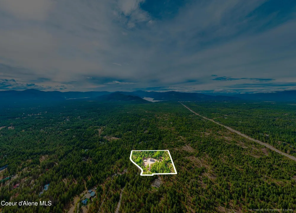 1829 W Smoke Tree Avenue Athol, ID 83801