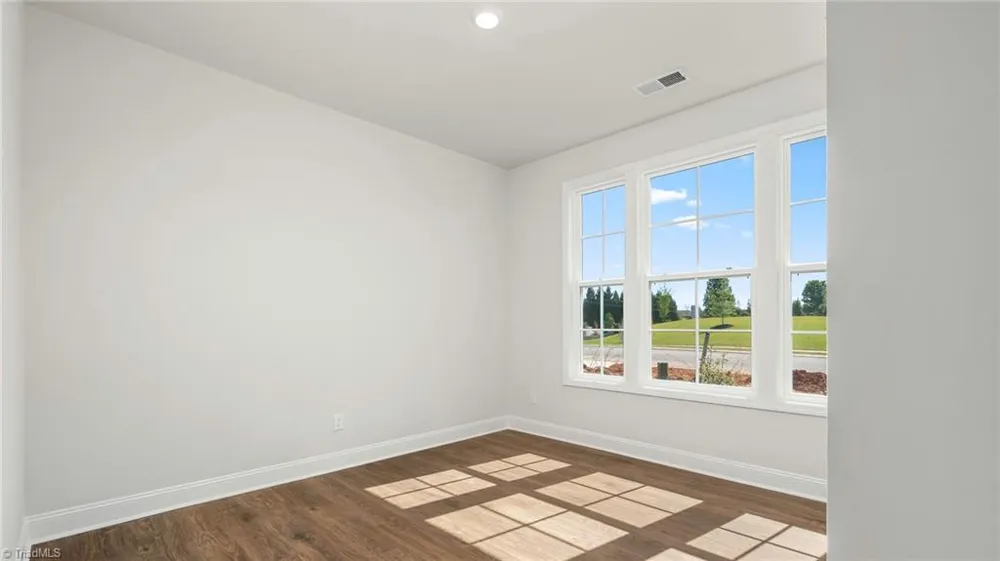 106 Mary Montrose Boulevard Jamestown, NC 27282