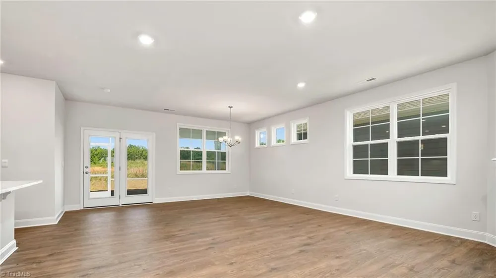 106 Mary Montrose Boulevard Jamestown, NC 27282