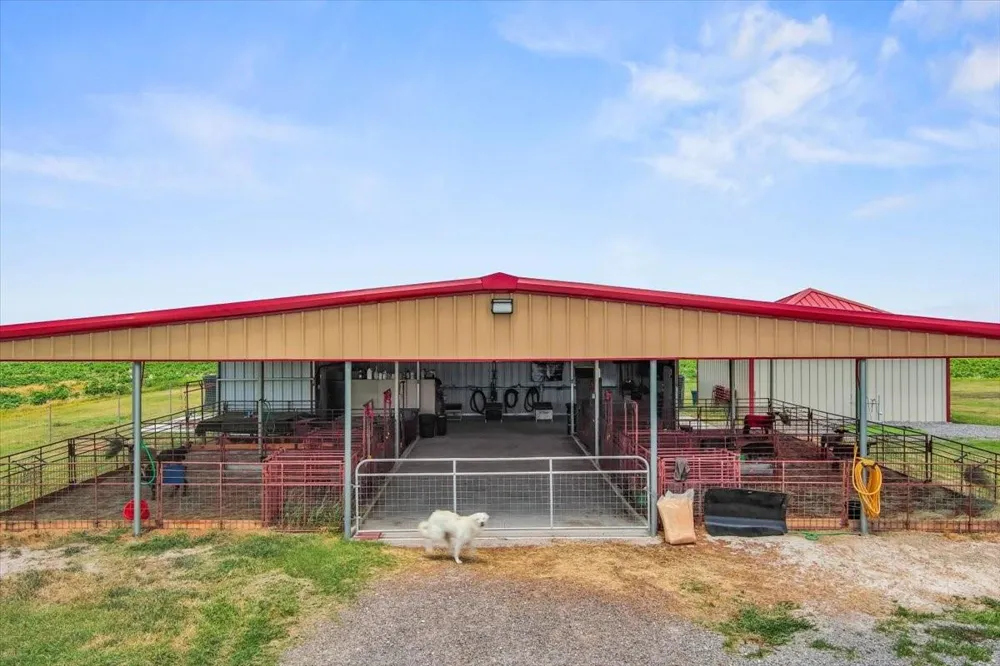9795 County Road 2249 Sinton, TX 78387