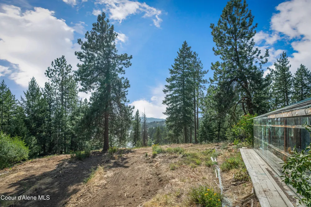 16154 Smith Avenue Hauser, ID 83854