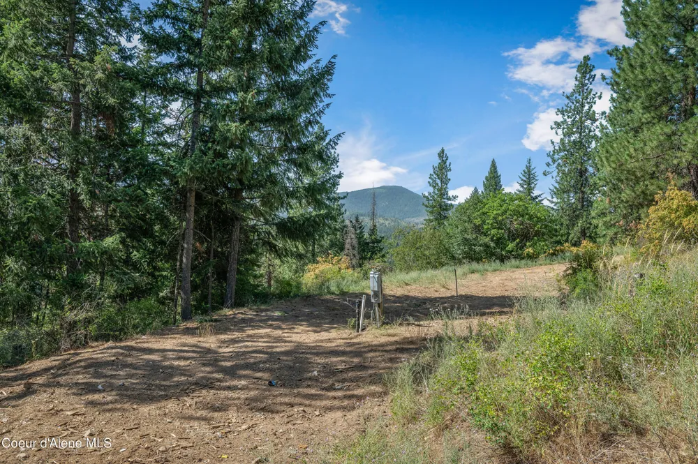 16154 Smith Avenue Hauser, ID 83854