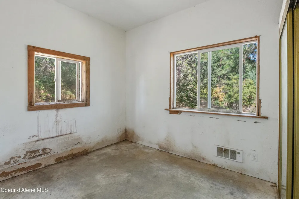 16154 Smith Avenue Hauser, ID 83854