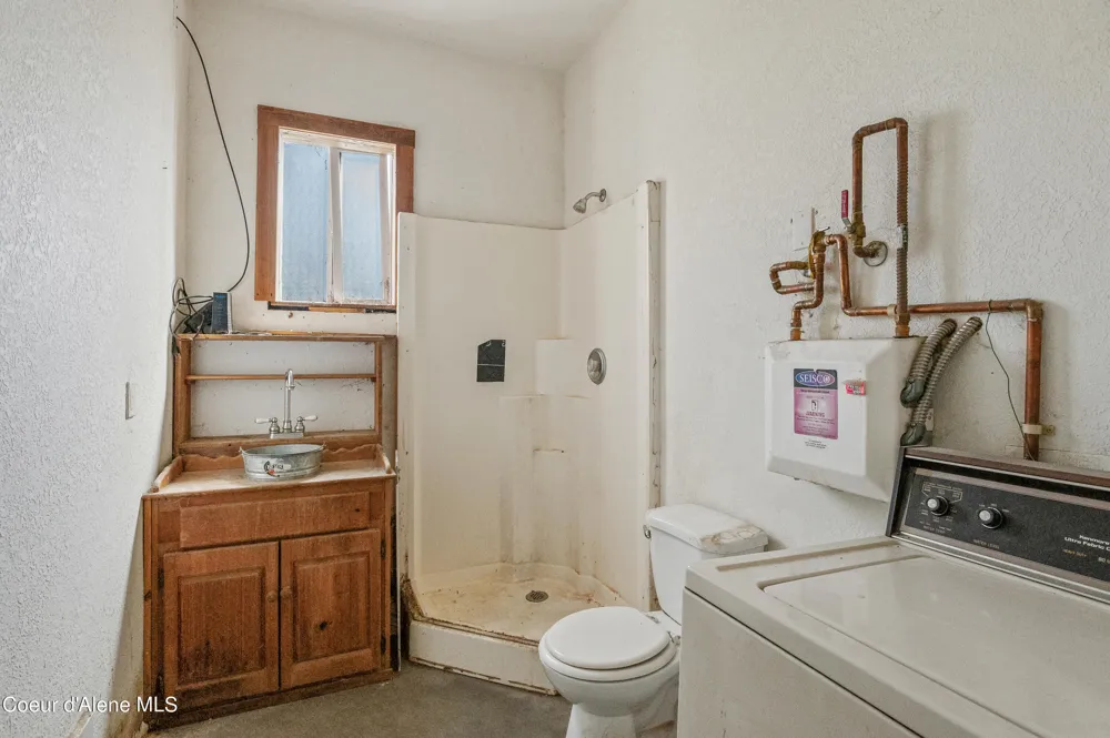 16154 Smith Avenue Hauser, ID 83854
