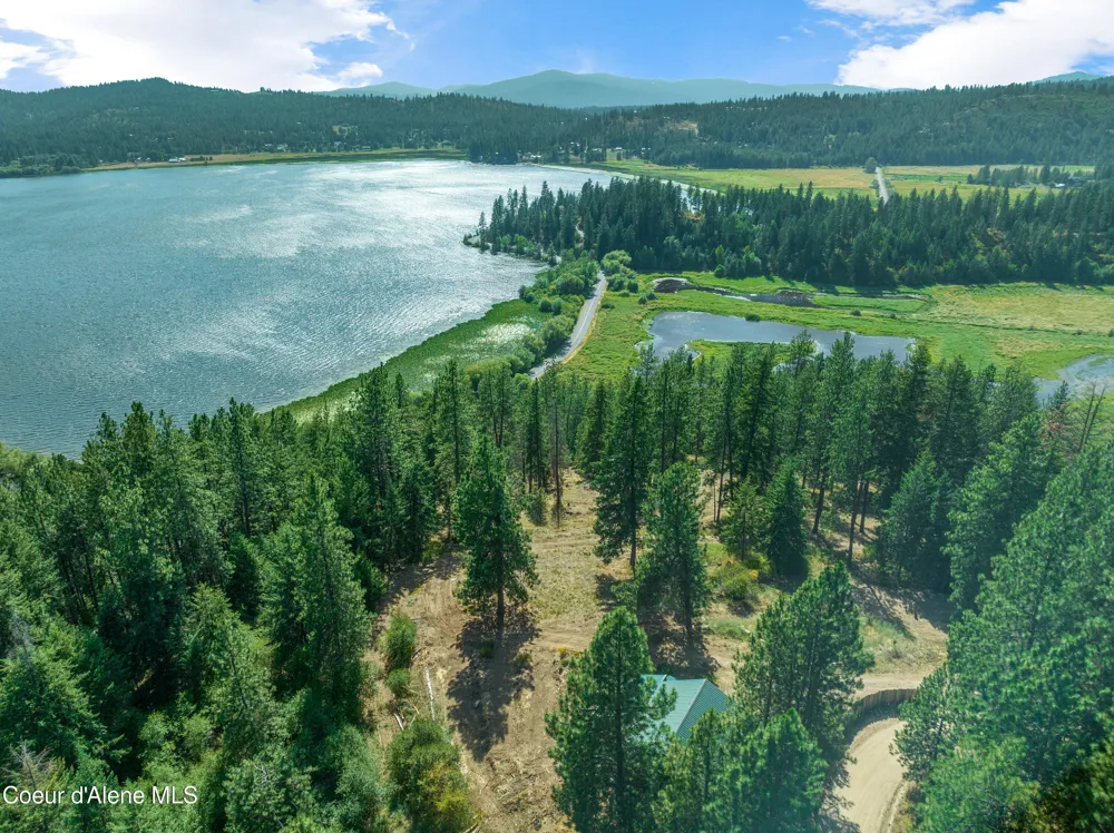 16154 Smith Avenue Hauser, ID 83854