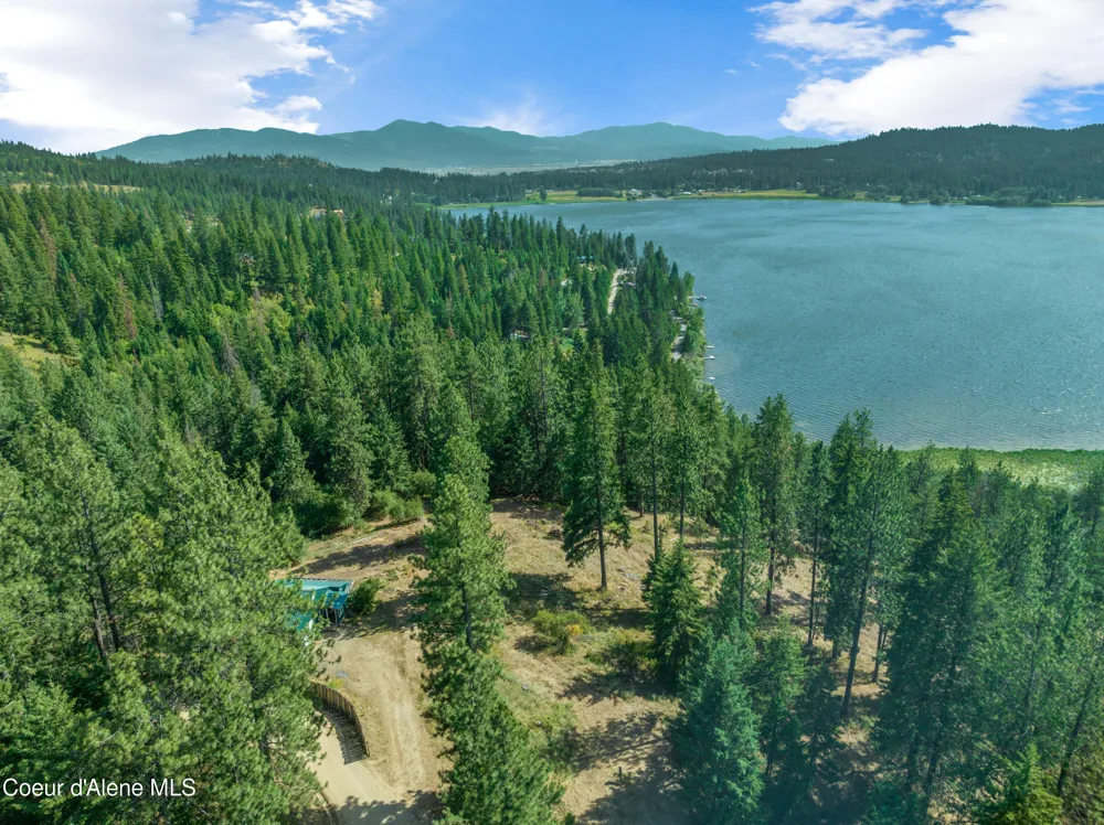 16154 Smith Avenue Hauser, ID 83854