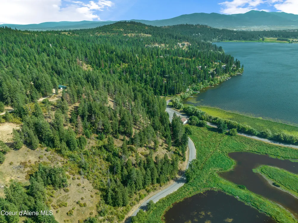 16154 Smith Avenue Hauser, ID 83854