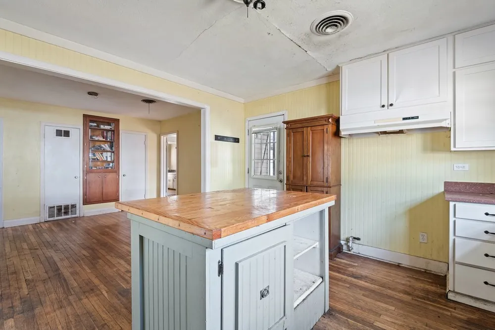 701 Washington Street La Grange, TX 78945