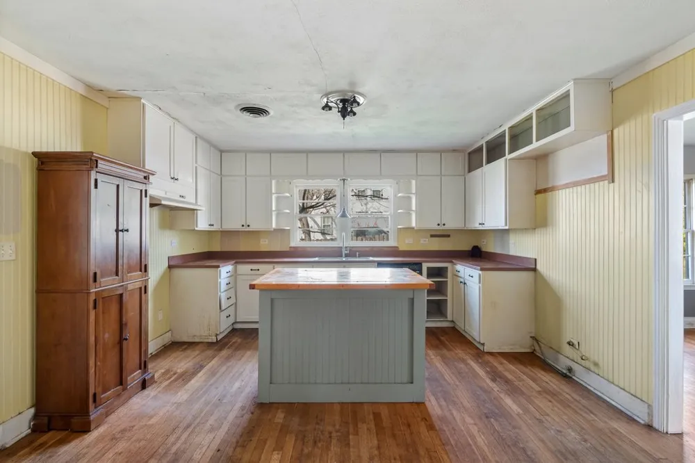 701 Washington Street La Grange, TX 78945