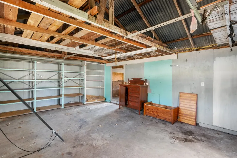 701 Washington Street La Grange, TX 78945