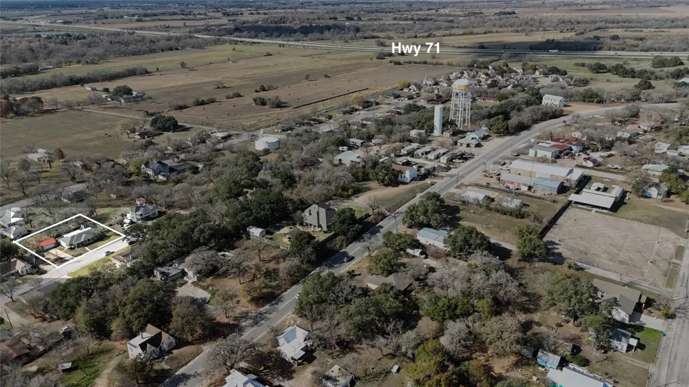 701 Washington Street La Grange, TX 78945