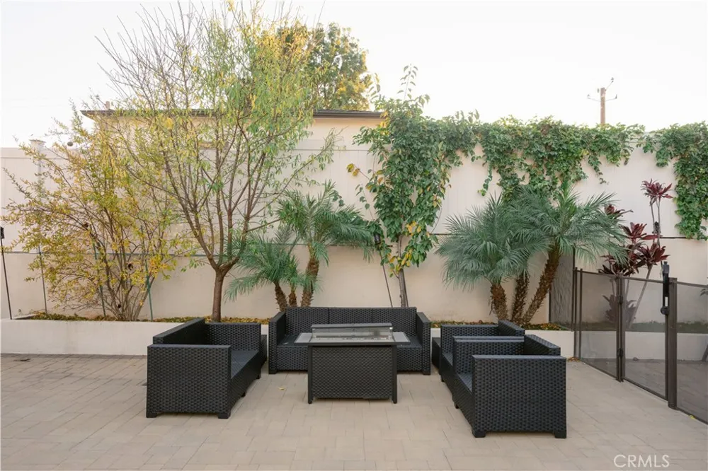 1135 E Verdugo Avenue Burbank, CA 91501