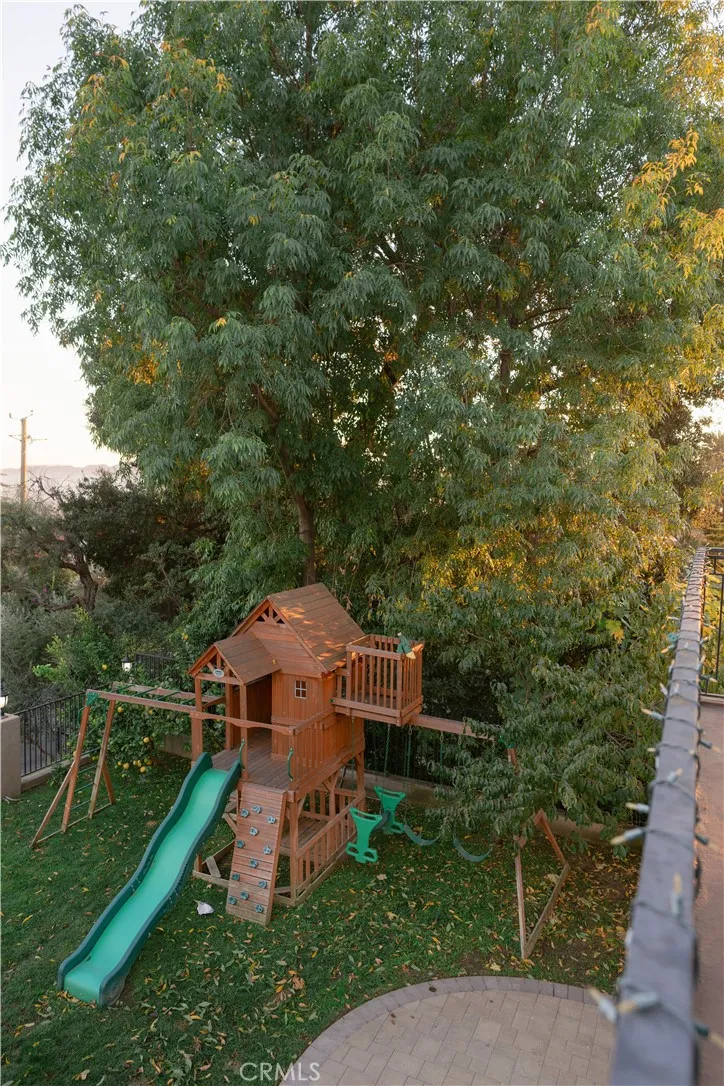 1135 E Verdugo Avenue Burbank, CA 91501
