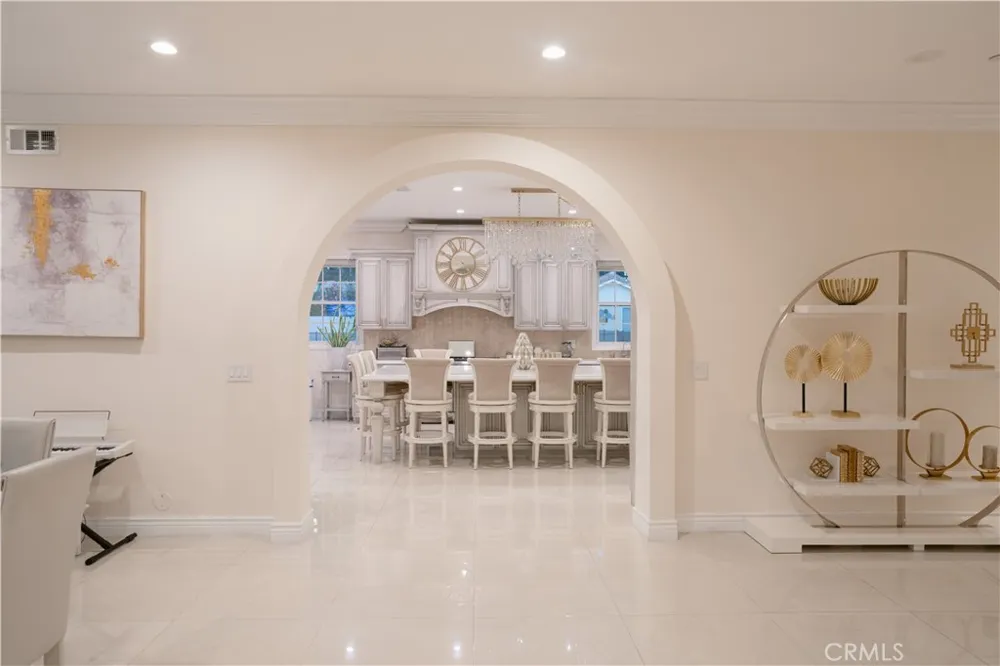 1135 E Verdugo Avenue Burbank, CA 91501