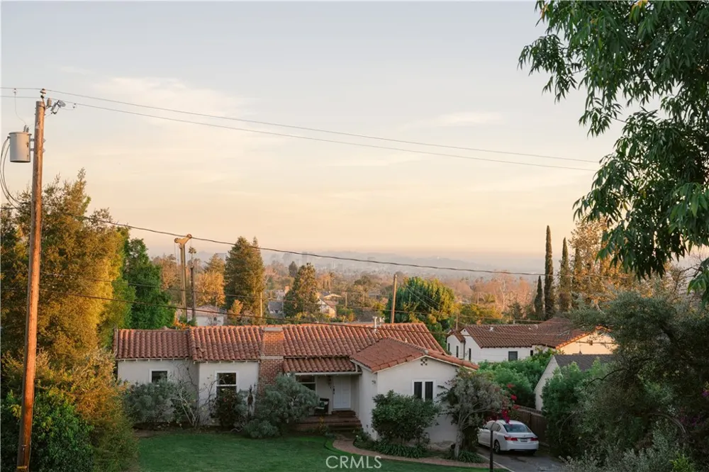 1135 E Verdugo Avenue Burbank, CA 91501