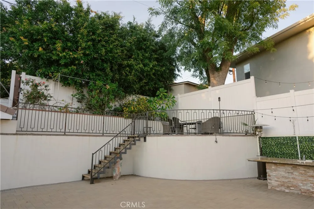 1135 E Verdugo Avenue Burbank, CA 91501