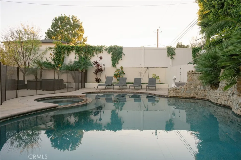 1135 E Verdugo Avenue Burbank, CA 91501