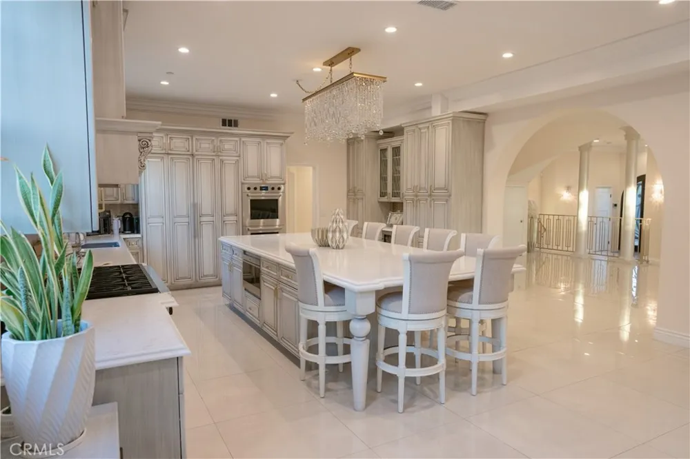 1135 E Verdugo Avenue Burbank, CA 91501